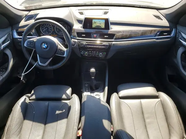 WBXHT3C35J5K28505 2018 BMW X1 - Image 8