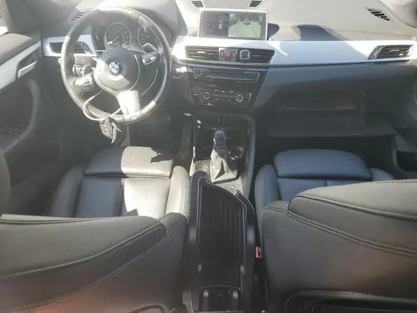 WBXHT3C35J5K31596 2018 BMW X1 - Image 8