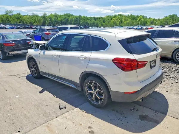 WBXHT3C35J5K31730 2018 BMW X1 - Image 2