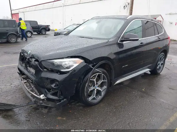WBXHT3C35J5K31940 2018 BMW X1 - Image 2