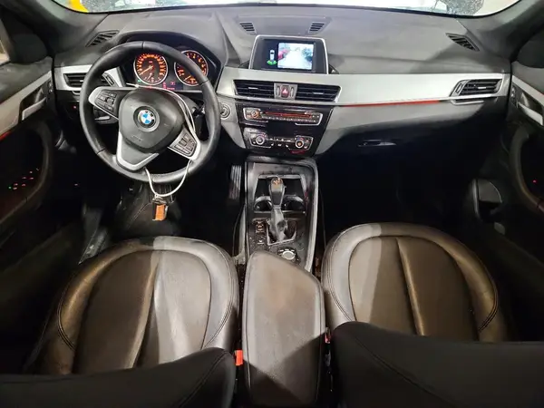 WBXHT3C35J5L25476 2018 BMW X1 - Image 8