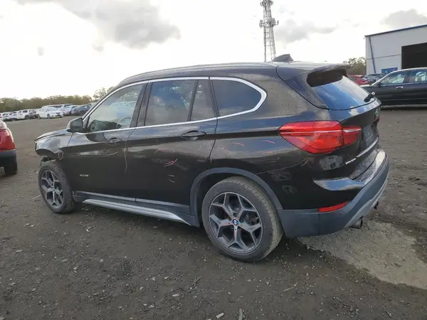 WBXHT3C35J5L26773 2018 BMW X1 - Image 2