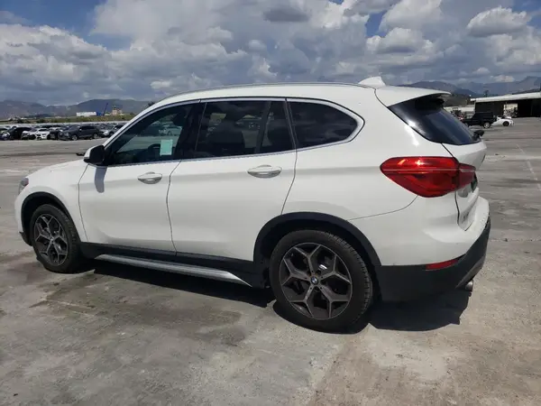 WBXHT3C35J5L26952 2018 BMW X1 - Image 2