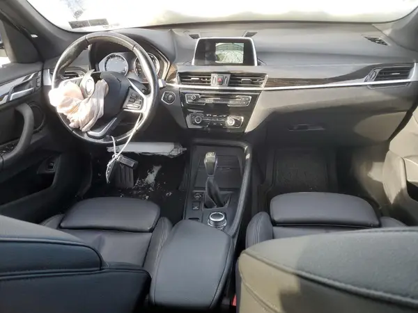 WBXHT3C35J5L27129 2018 BMW X1 - Image 8