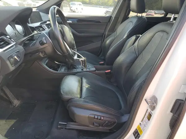 WBXHT3C35J5L28748 2018 BMW X1 - Image 1