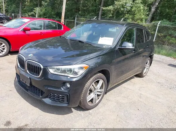 WBXHT3C35J5L31536 2018 BMW X1 - Image 2