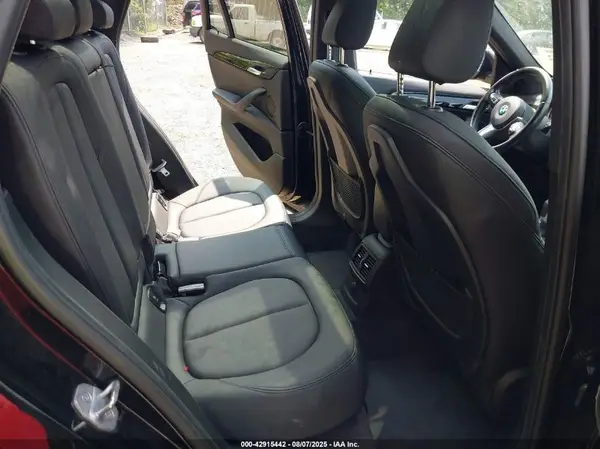 WBXHT3C35J5L31536 2018 BMW X1 - Image 8