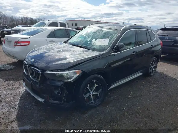 WBXHT3C35J5L34646 2018 BMW X1 - Image 2