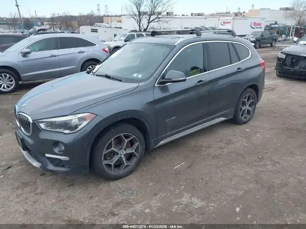 WBXHT3C36G5E53916 2016 BMW X1 - Image 2