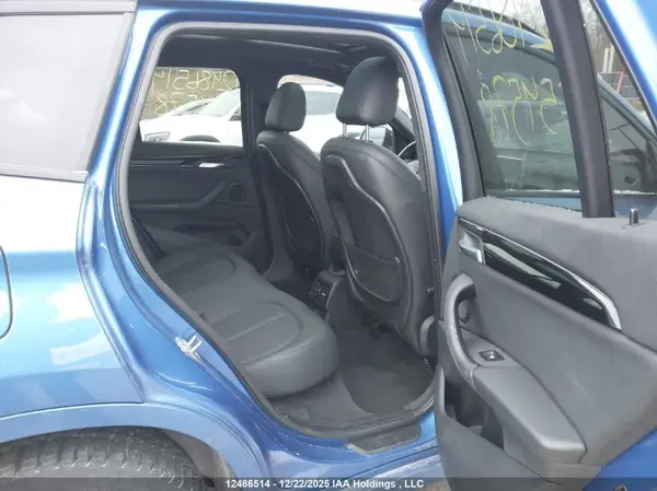 WBXHT3C36G5E54578 2016 BMW X1 - Image 8