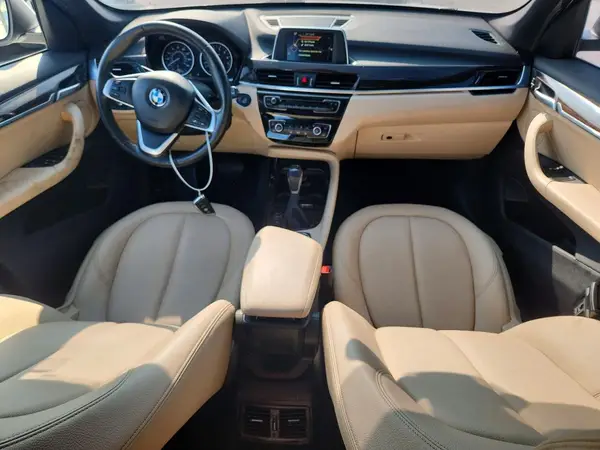WBXHT3C36G5F65714 2016 BMW X1 - Image 8