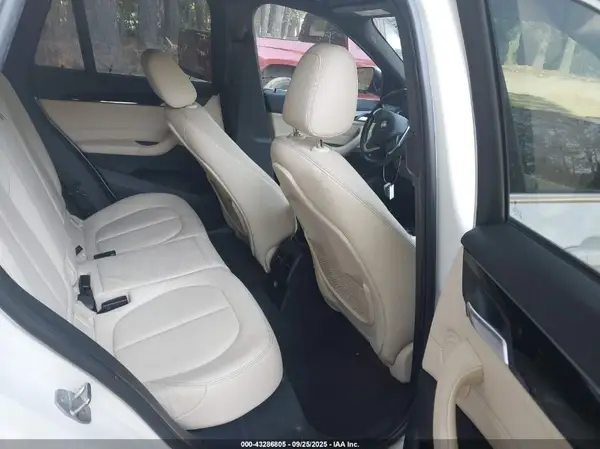 WBXHT3C36G5F66300 2016 BMW X1 - Image 8