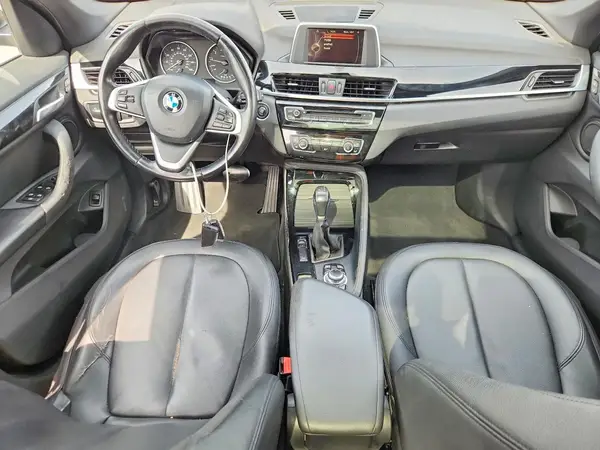 WBXHT3C36GP880188 2016 BMW X1 - Image 8