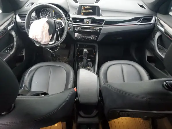 WBXHT3C36GP880899 2016 BMW X1 - Image 8
