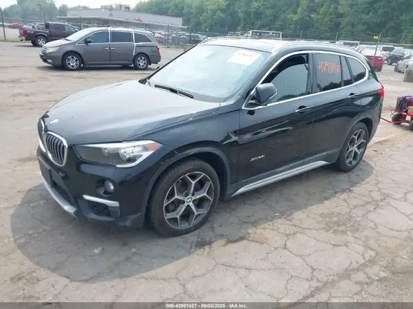 WBXHT3C36GP880997 2016 BMW X1 - Image 2