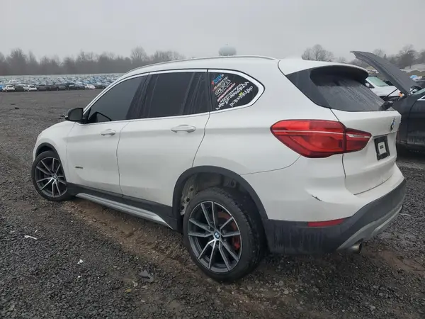 WBXHT3C36GP881275 2016 BMW X1 - Image 2