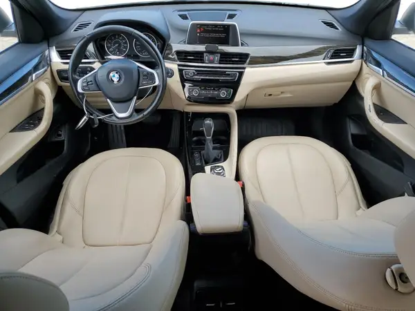 WBXHT3C36GP881860 2016 BMW X1 - Image 8