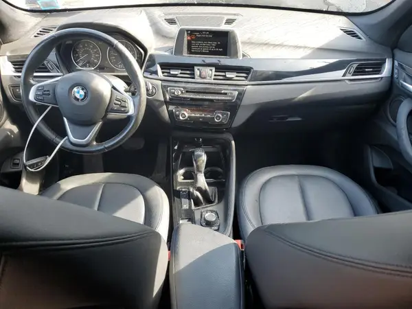 WBXHT3C36GP883589 2016 BMW X1 - Image 8
