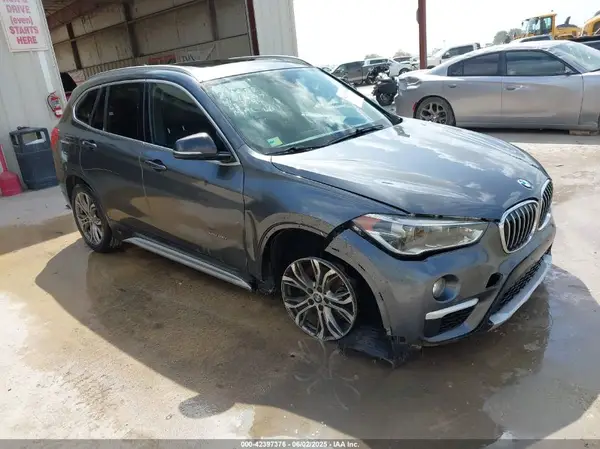 WBXHT3C36GP885794 2016 BMW X1 - Image 1