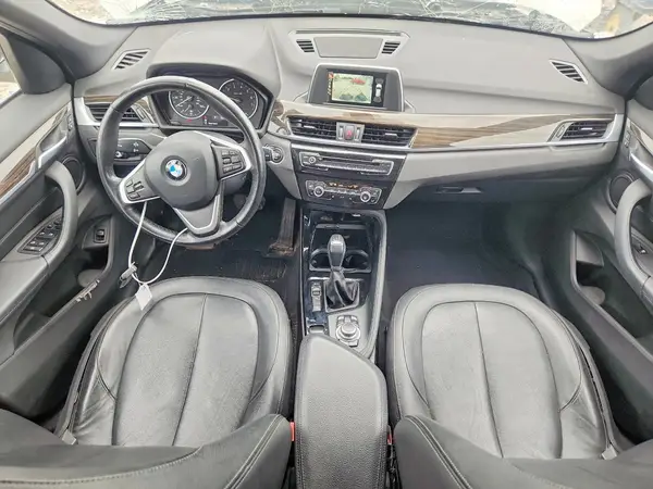 WBXHT3C36GP889845 2016 BMW X1 - Image 8