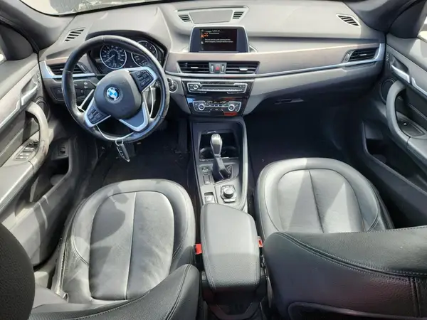 WBXHT3C36H5F70459 2017 BMW X1 - Image 8