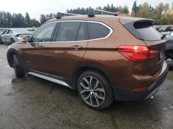 WBXHT3C36H5F70882 2017 BMW X1 - Image 2
