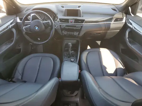 WBXHT3C36H5F71935 2017 BMW X1 - Image 8