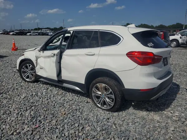 WBXHT3C36H5F73989 2017 BMW X1 - Image 2