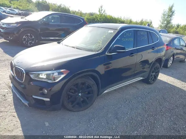WBXHT3C36H5F74320 2017 BMW X1 - Image 2