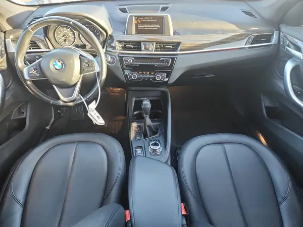 WBXHT3C36H5F74754 2017 BMW X1 - Image 8