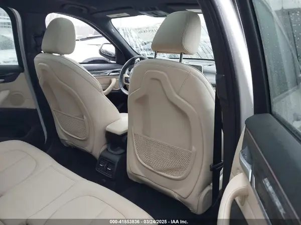 WBXHT3C36H5F74818 2017 BMW X1 - Image 8