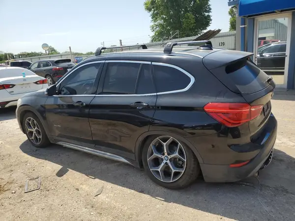 WBXHT3C36H5F75046 2017 BMW X1 - Image 2