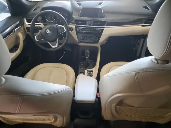 WBXHT3C36H5F75824 2017 BMW X1 - Image 7