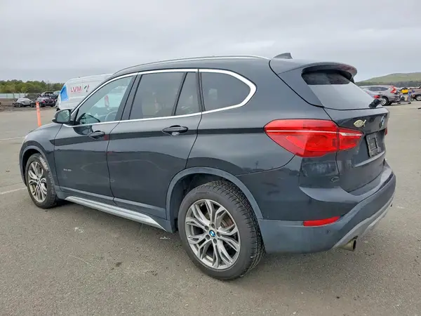 WBXHT3C36H5F76732 2017 BMW X1 - Image 2