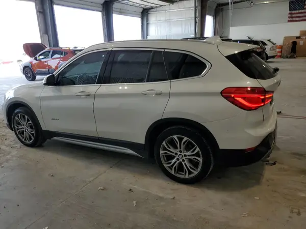 WBXHT3C36H5F77217 2017 BMW X1 - Image 2