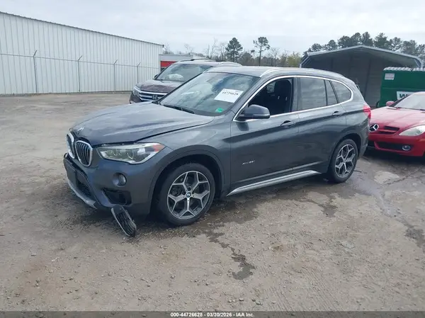 WBXHT3C36H5F81221 2017 BMW X1 - Image 2