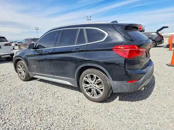 WBXHT3C36H5F81798 2017 BMW X1 - Image 2