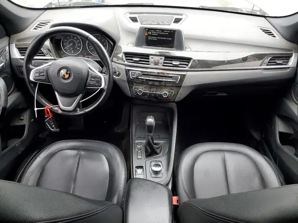 WBXHT3C36H5F84264 2017 BMW X1 - Image 8