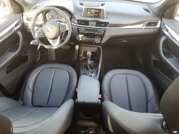WBXHT3C36H5F84569 2017 BMW X1 - Image 8