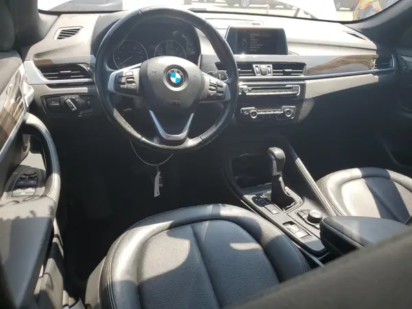 WBXHT3C36H5F84703 2017 BMW X1 - Image 8