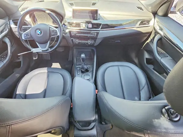 WBXHT3C36H5F85477 2017 BMW X1 - Image 8
