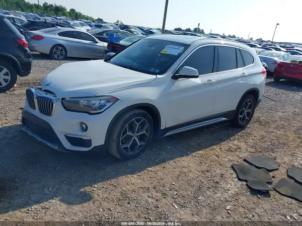 WBXHT3C36J3H30017 2018 BMW X1 - Image 2