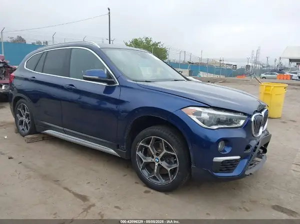 WBXHT3C36J3H30583 2018 BMW X1 - Image 1