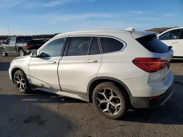 WBXHT3C36J3H30941 2018 BMW X1 - Image 2
