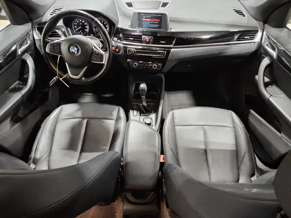 WBXHT3C36J3H32320 2018 BMW X1 - Image 8