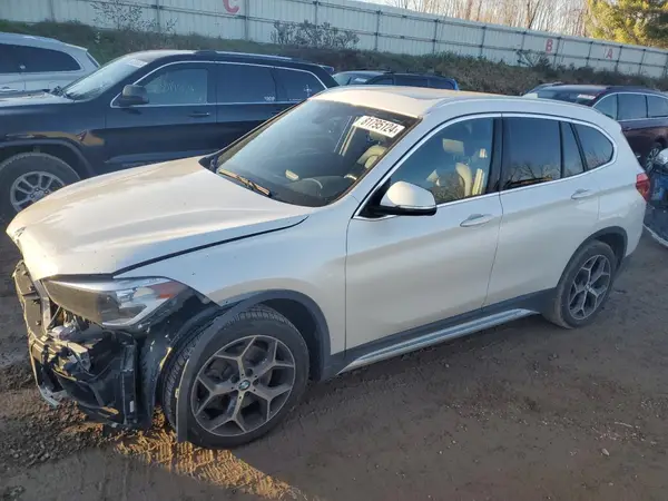WBXHT3C36J3H32768 2018 BMW X1 - Image 1