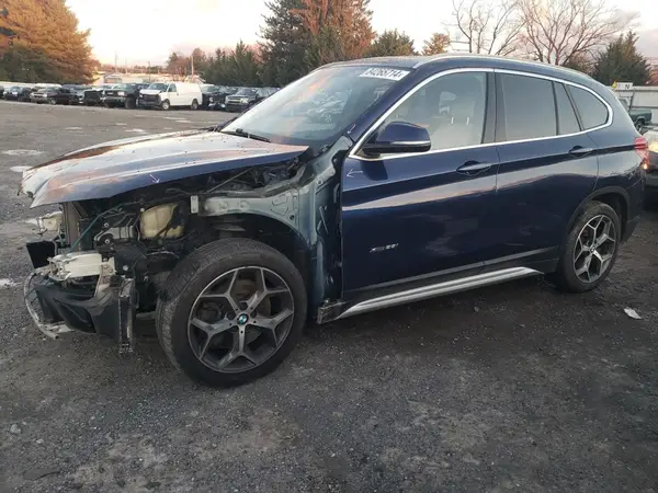 WBXHT3C36J5F89051 2018 BMW X1 - Image 1