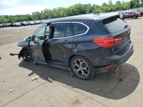 WBXHT3C36J5F89230 2018 BMW X1 - Image 2