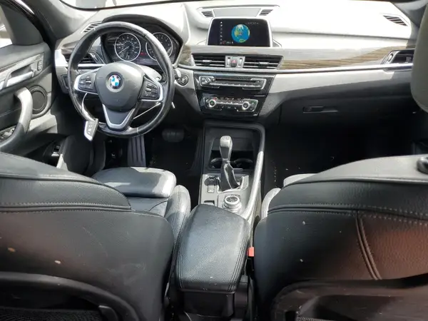 WBXHT3C36J5F89230 2018 BMW X1 - Image 8
