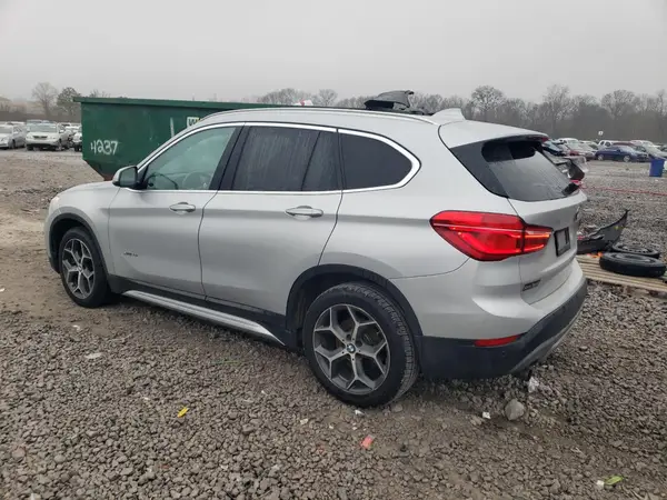 WBXHT3C36J5F90135 2018 BMW X1 - Image 2